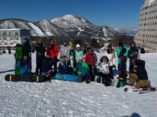 スキーに行ってきました！
天気も良くて最高です😀#長野県 #中野市 #鉄工所 #鉄骨製作　#Hグレード #社員募集中 #スキーツアー
